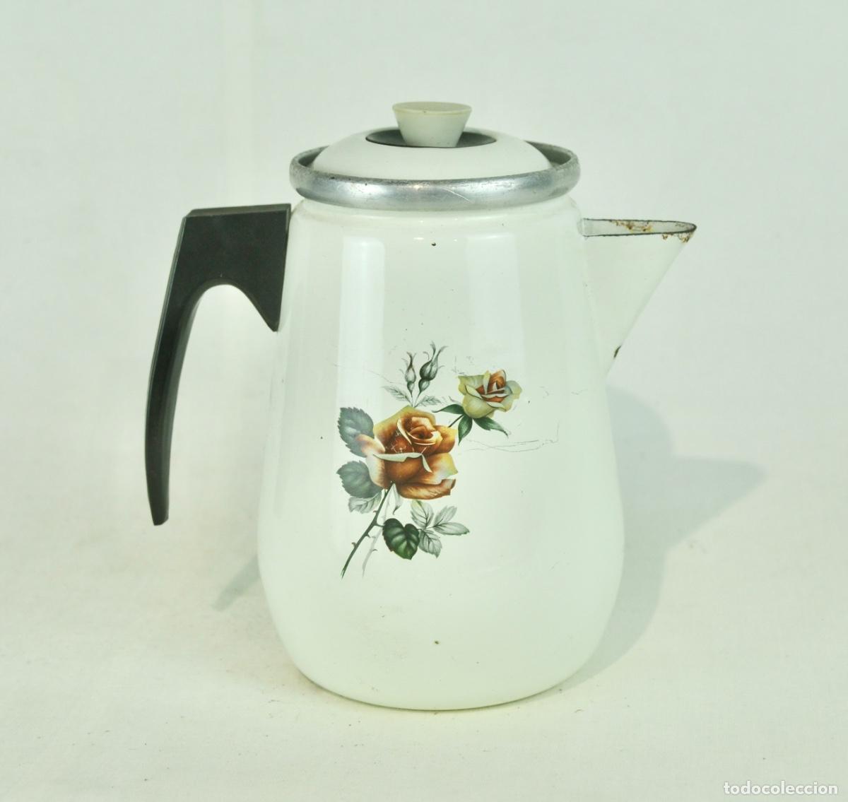Vintage: Cafetera con dibujos de rosas