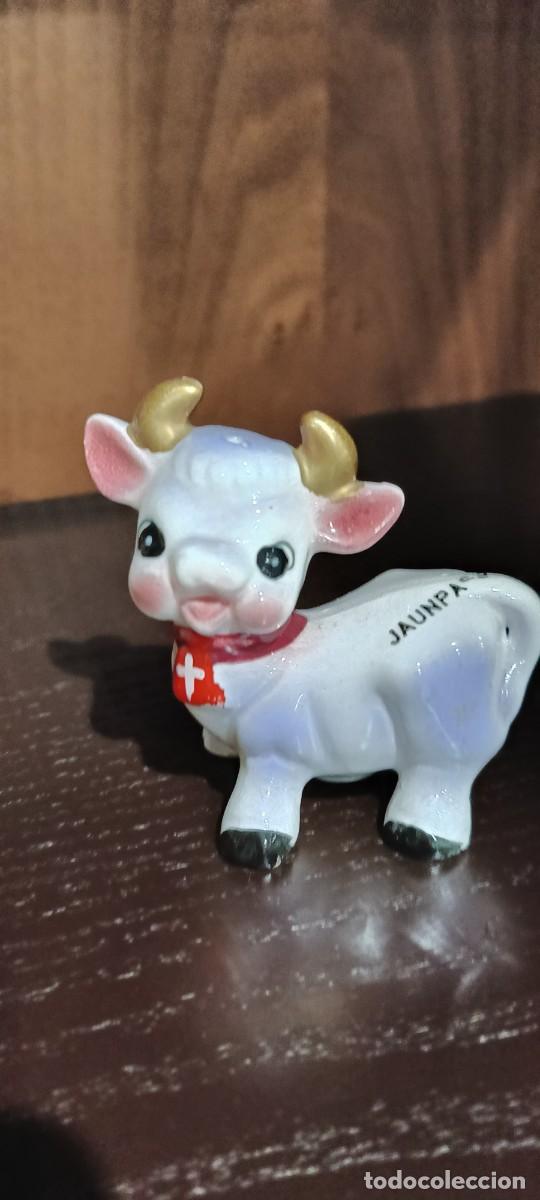 Vintage: Vaquita porcelana de Suiza