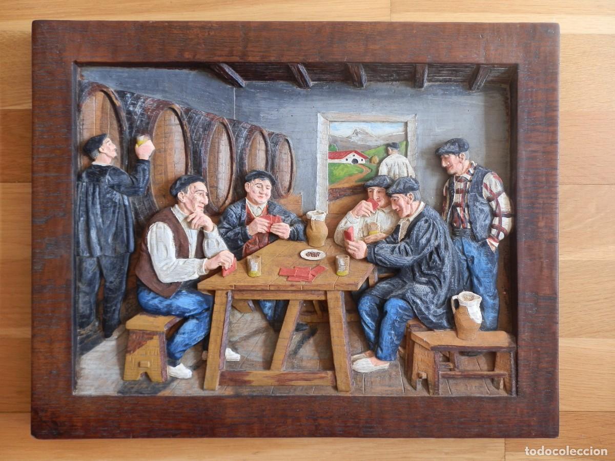 Vintage: AMBIENTE DE SIDRER&Iacute;A, CUADRO EN MADERA TALLADA Y POLICROMADA, ESCENA TRADICIONAL VASCA.