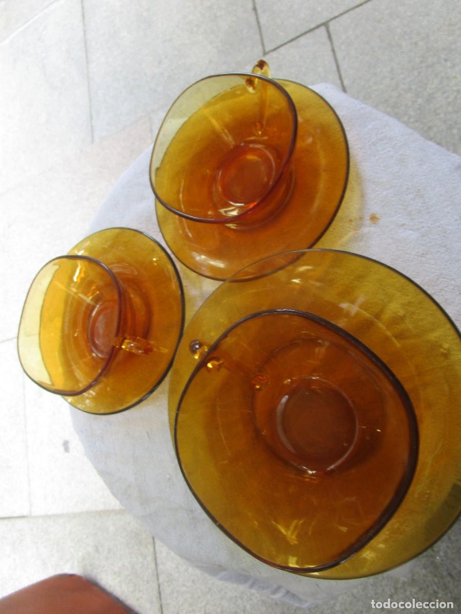 Vintage: LOTE DURALEX EN COLOR AMBAR. 2 SERVICIOS DE CAFE Y UNO DESAYUNO - LIMPIOS, BIEN CONSERVADOS.