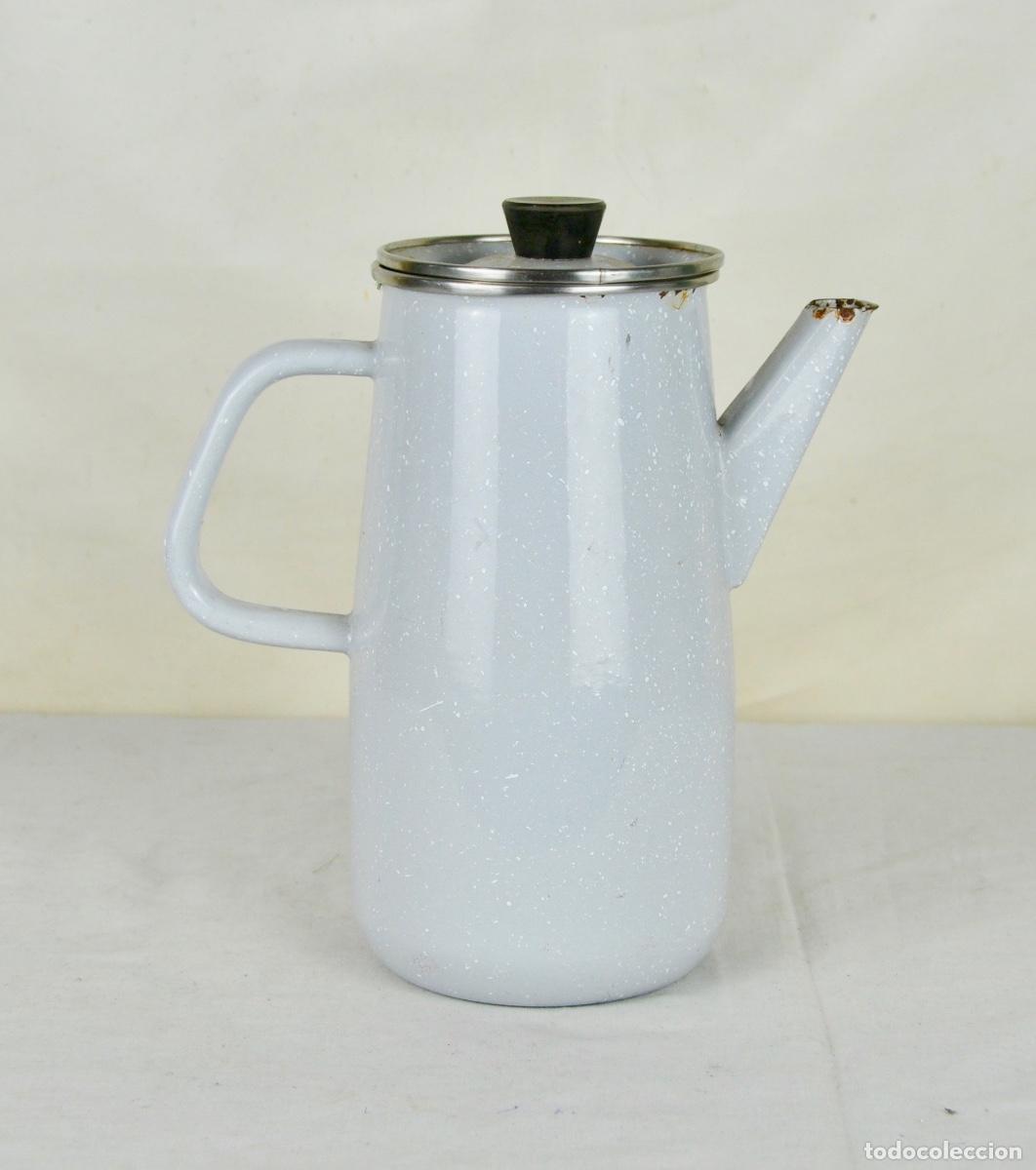 Vintage: Cafetera metal esmaltado gris claro
