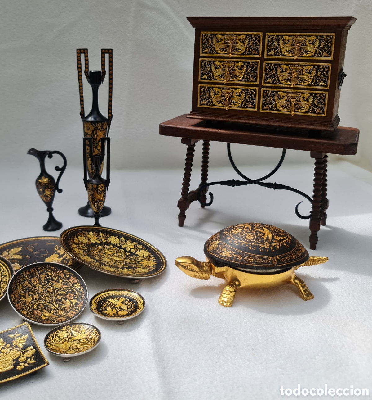 Vintage: Colecci&oacute;n damasquinado Toledo completa &ndash; tortuga timbre, joyero, platos y jarrones