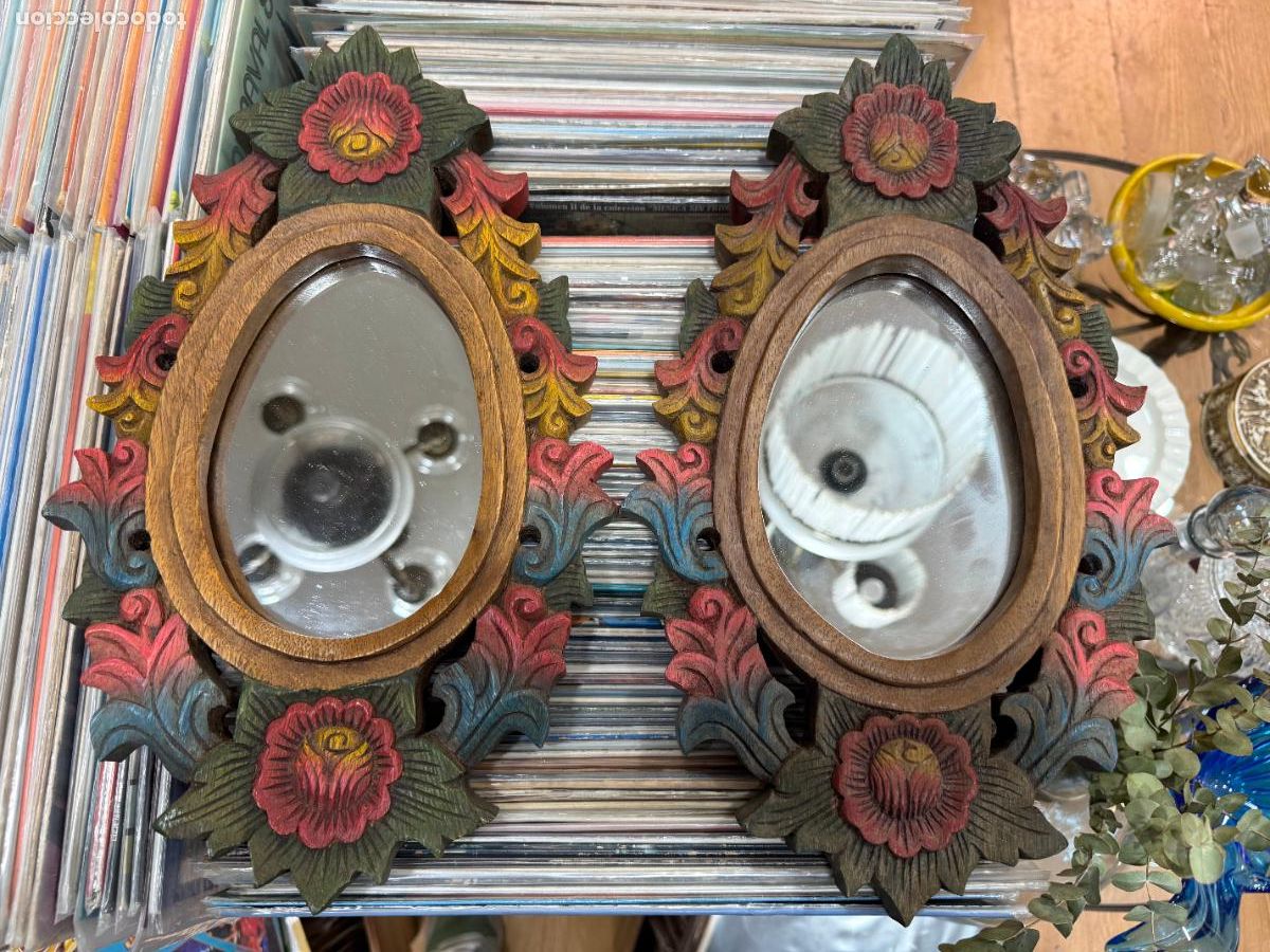 Vintage: PAREJA DE ESPEJOS CORNUCOPIAS TALLADOS EN MADERA - MEDIDA 38X22 CM