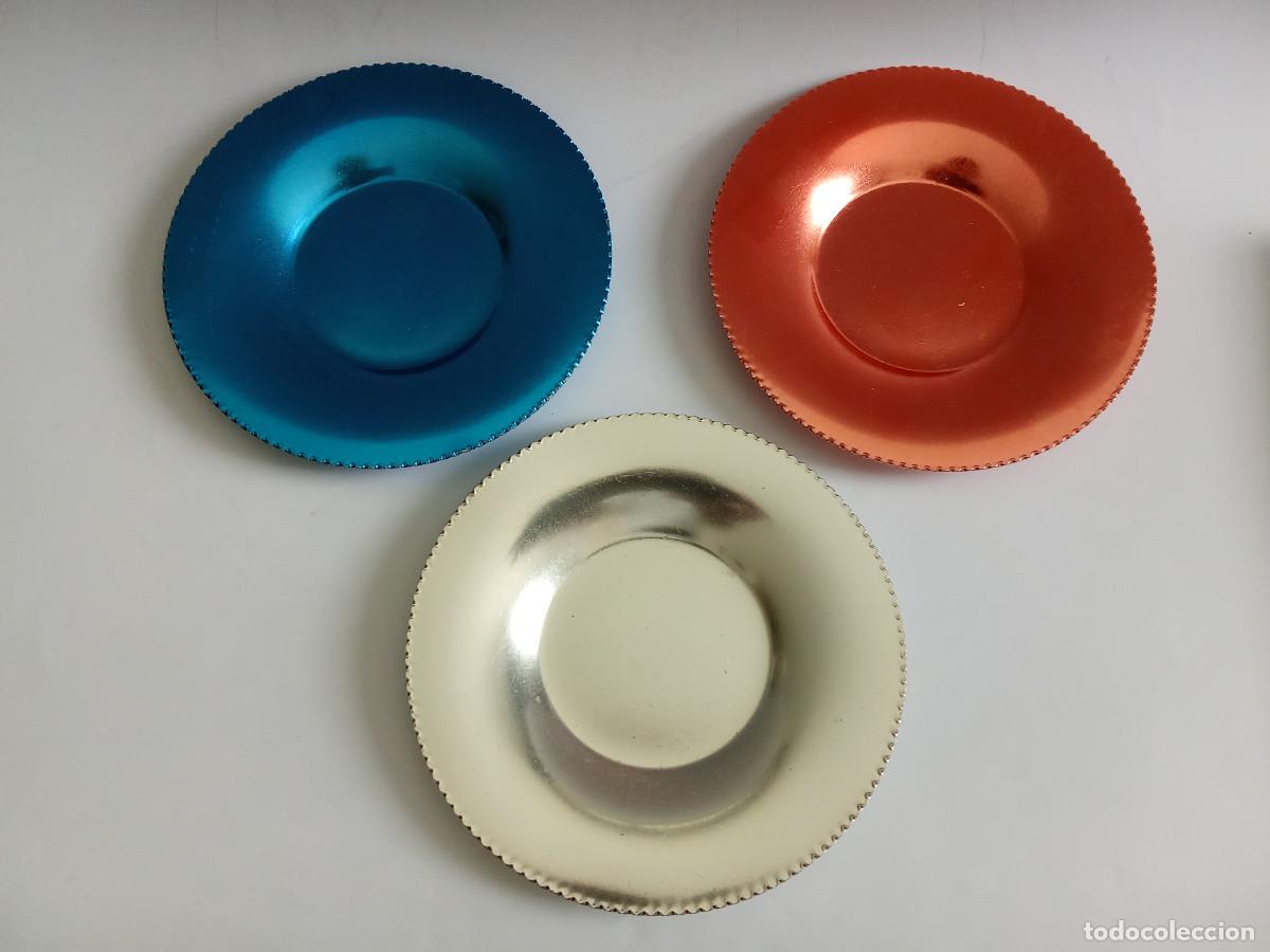 Vintage: Tres platos ( 14,5 cm ) aluminio colores marca MMM a&ntilde;os 60