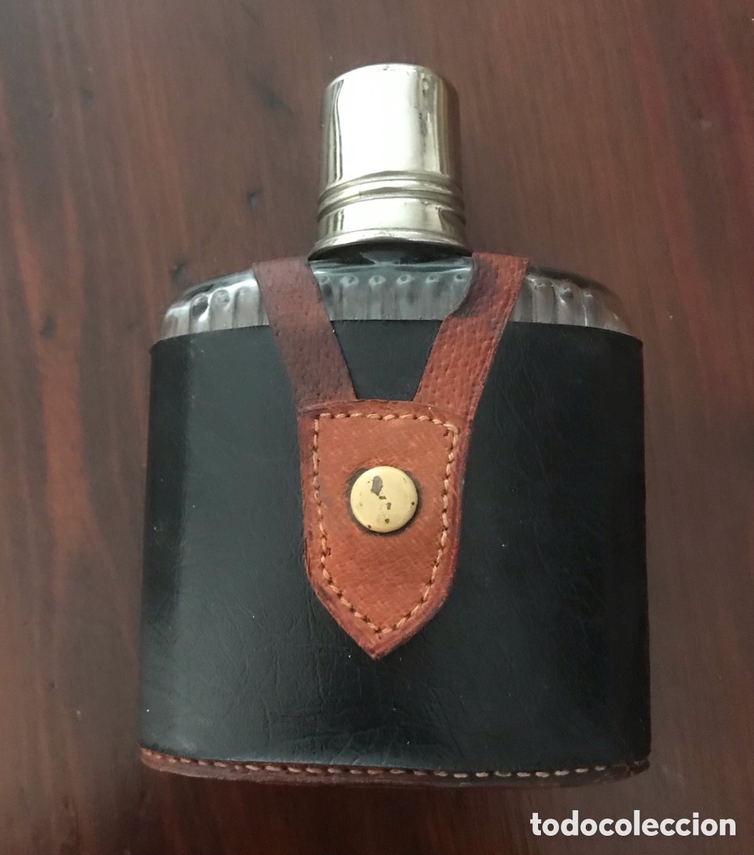 Vintage: Licorera de bolsillo con funda