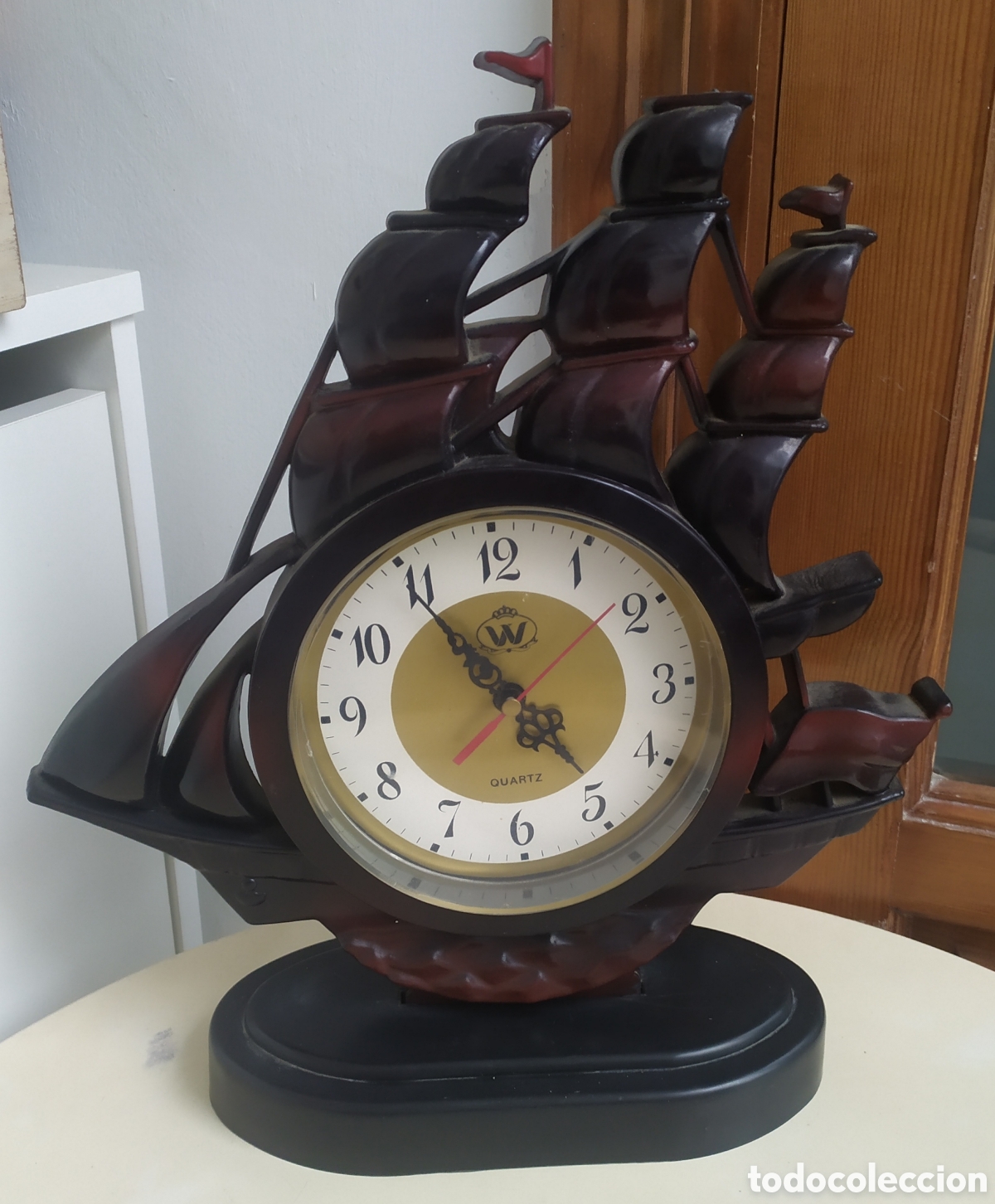 Vintage: Reloj vintage de sobremesa con forma de barco, mide 33 cm altura