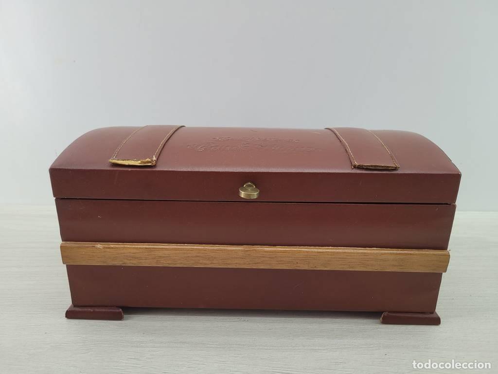 Vintage: COFRE VINTAGE DE PIEL - Foto 2