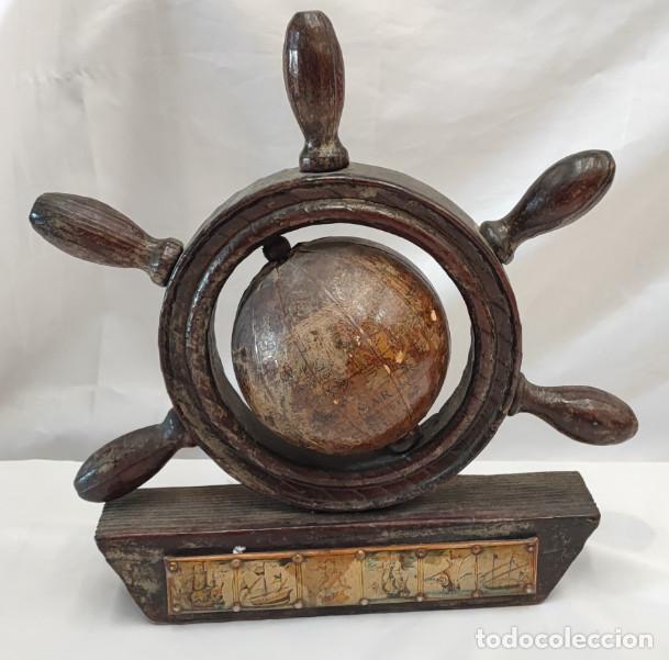 Vintage: TIMON CON GLOBO TERRAQUEO DE MADERA PARA DECORACION