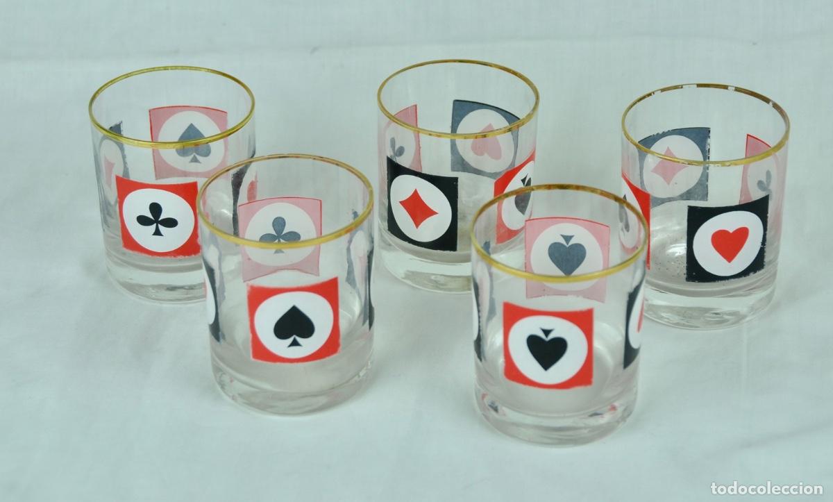 Vintage: 5 vasos dibujos poker - Foto 2