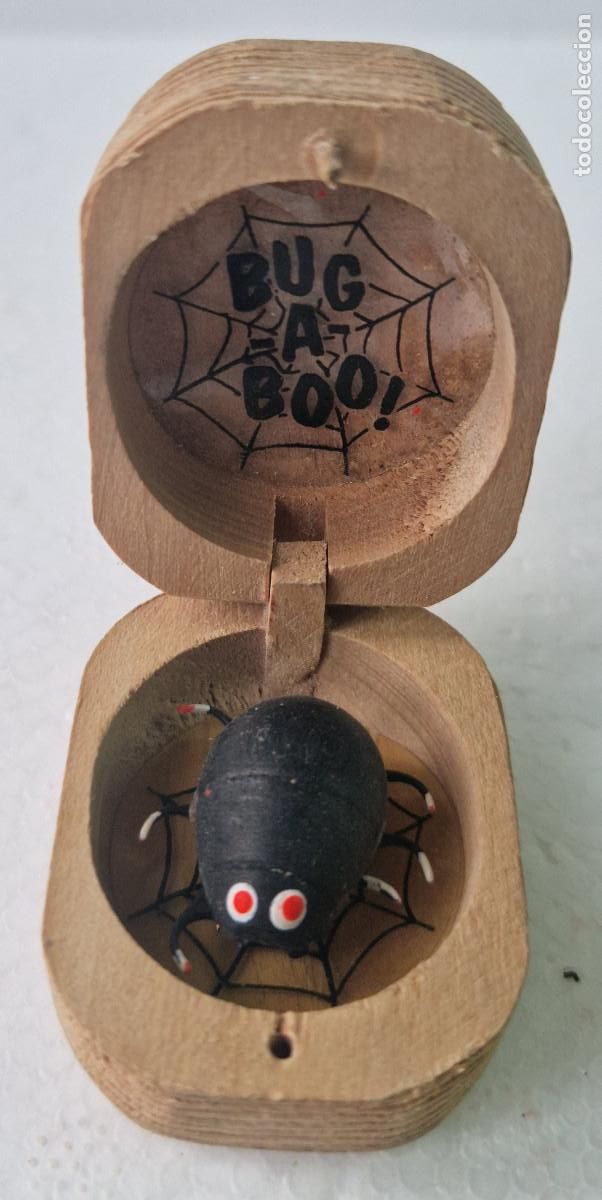 Vintage: FIGURA ESCARABAJO DE MADERA CON CAJA.