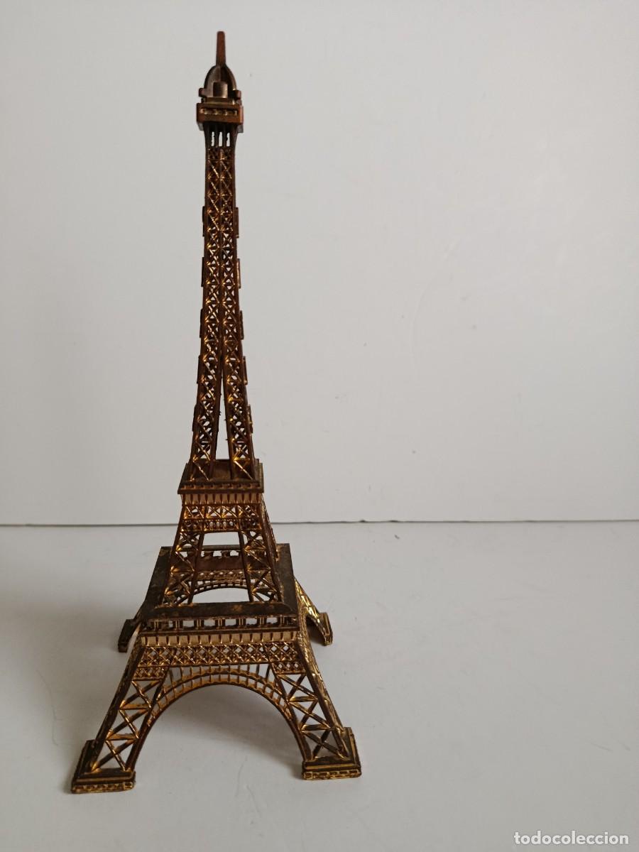 Vintage: FIGURA DE TORRE EIFFEL. PARIS. METAL DORADO