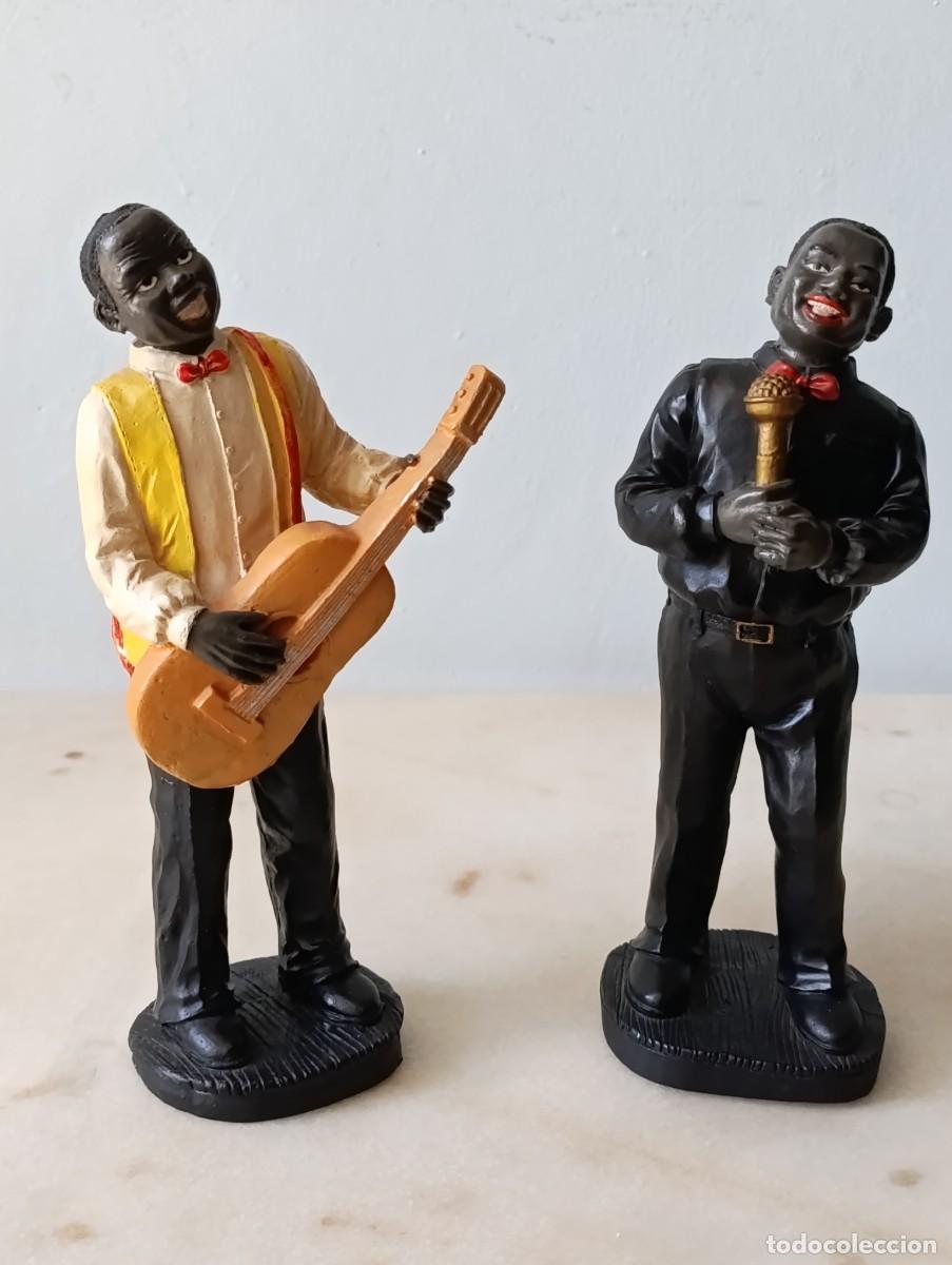 Vintage: Pareja de Figuras de Jazz Caricaturescas de Resina Guitarrista y Cantante - 20 cm - Vintage