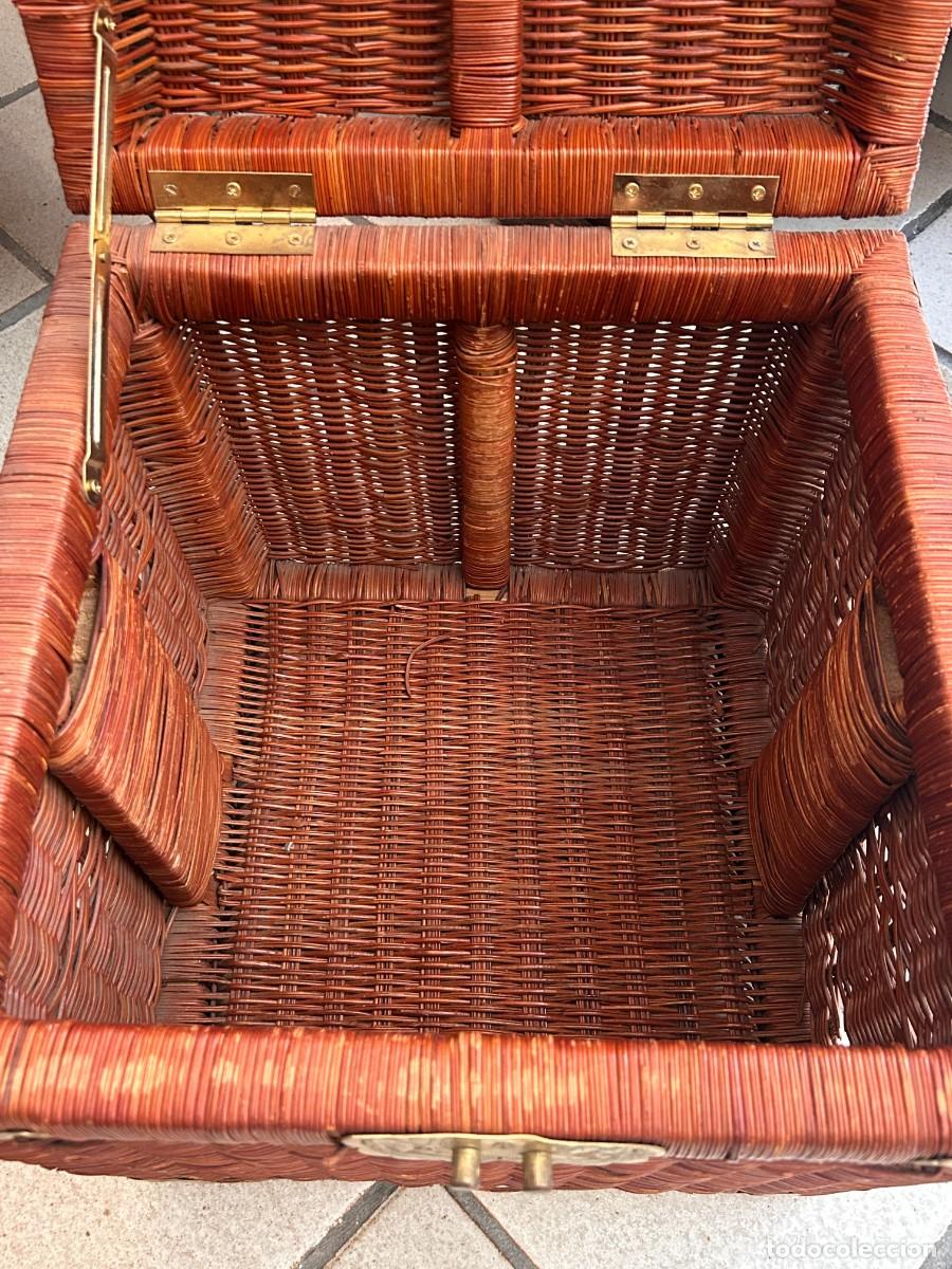 Vintage: Cofre ba&uacute;l de rat&aacute;n. - Foto 9