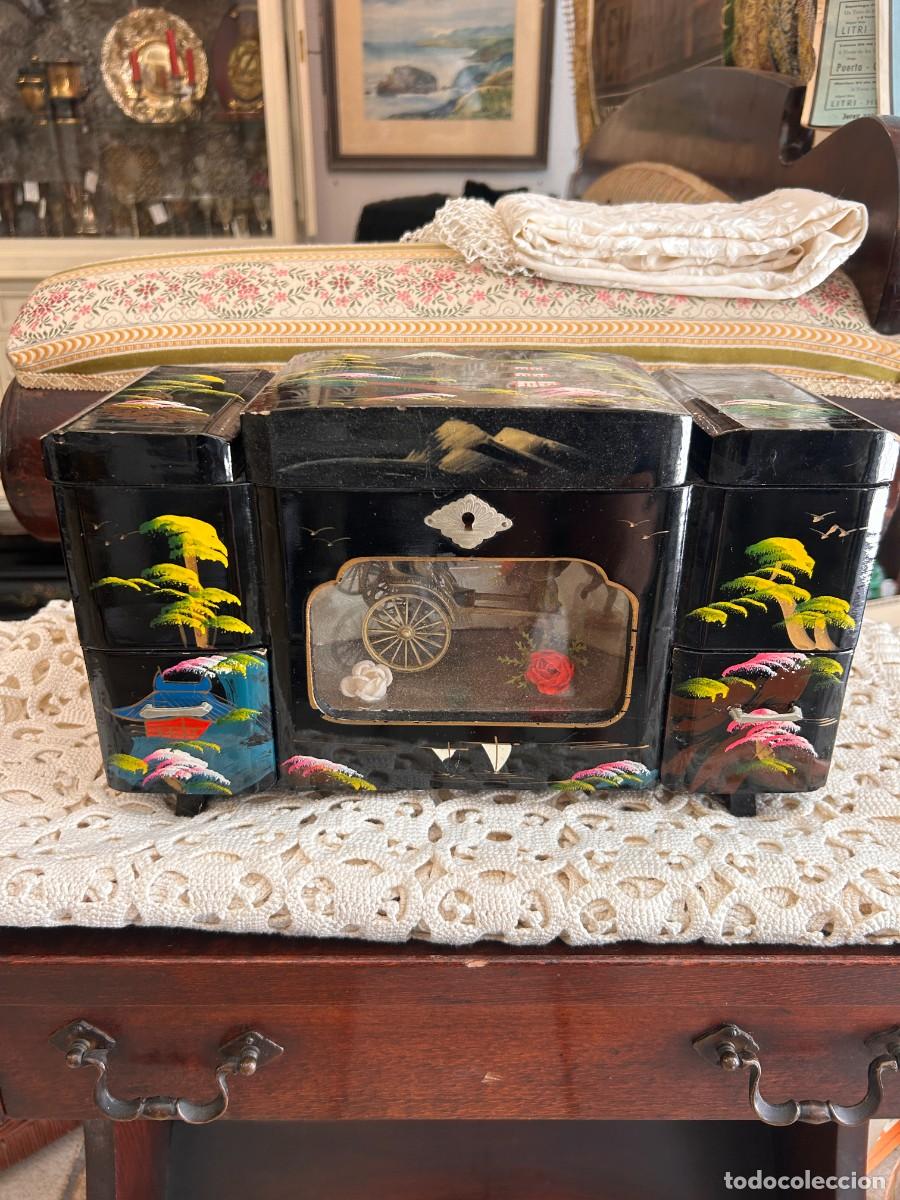 Vintage: Joyero Caja de m&uacute;sica Oriental