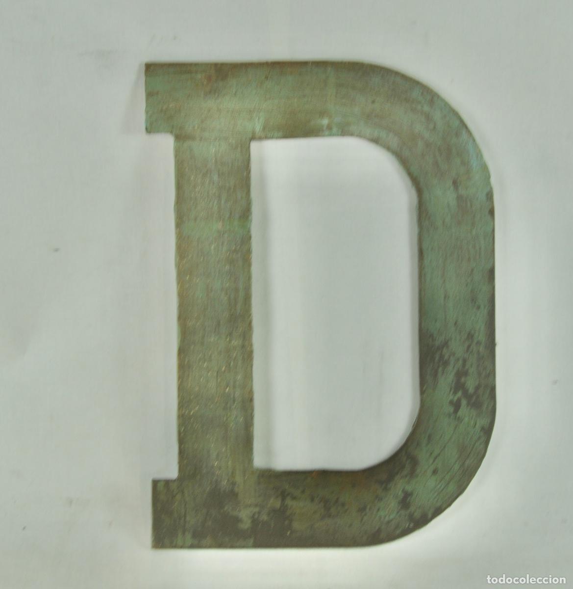Vintage: Letra D cartel comercial en hierro
