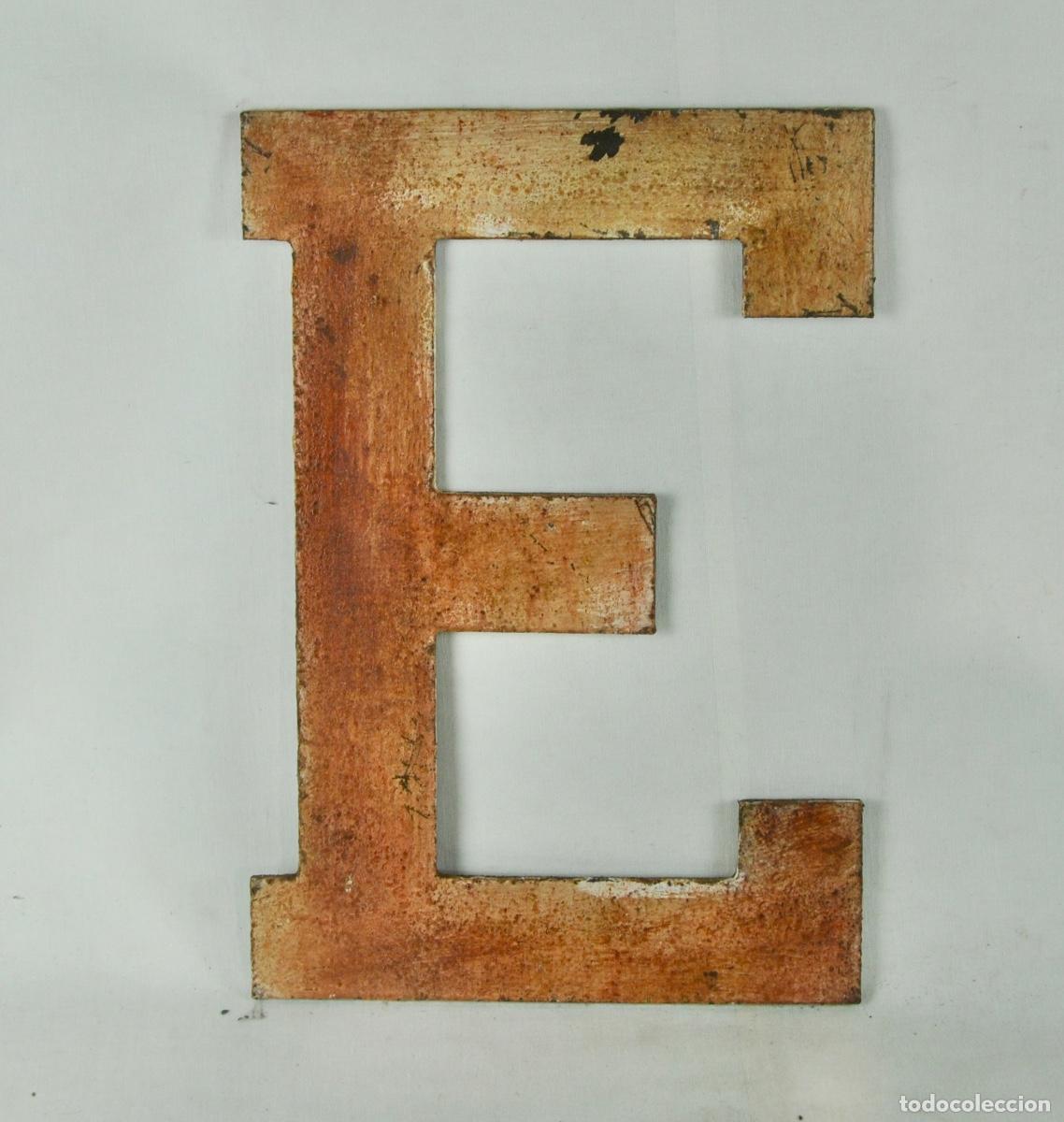 Vintage: Letra E cartel comercial en hierro