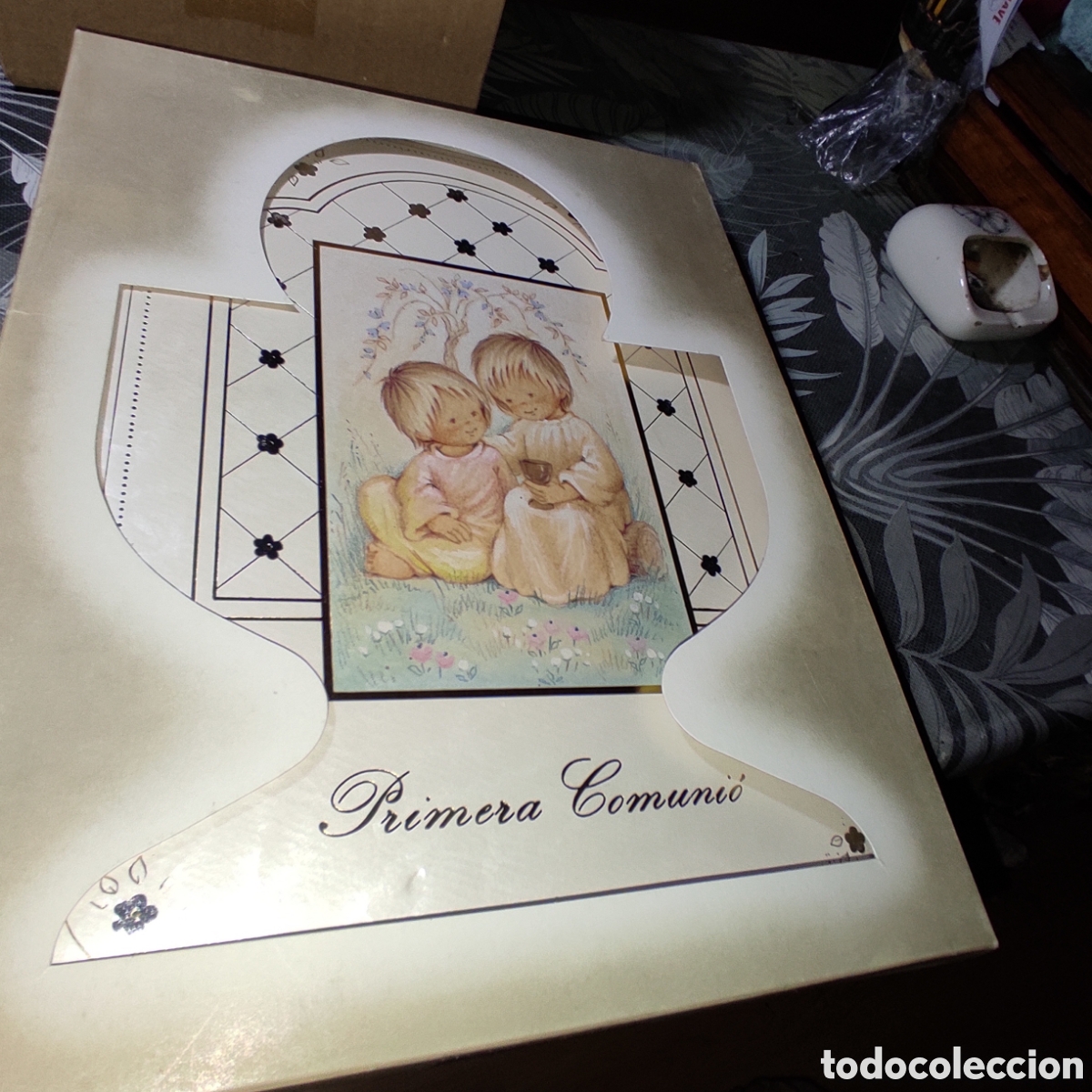 Vintage: Libro & album de la primera comuni&oacute;n con caja de m&uacute;sica en Catal&aacute;n.A&ntilde;os 70.