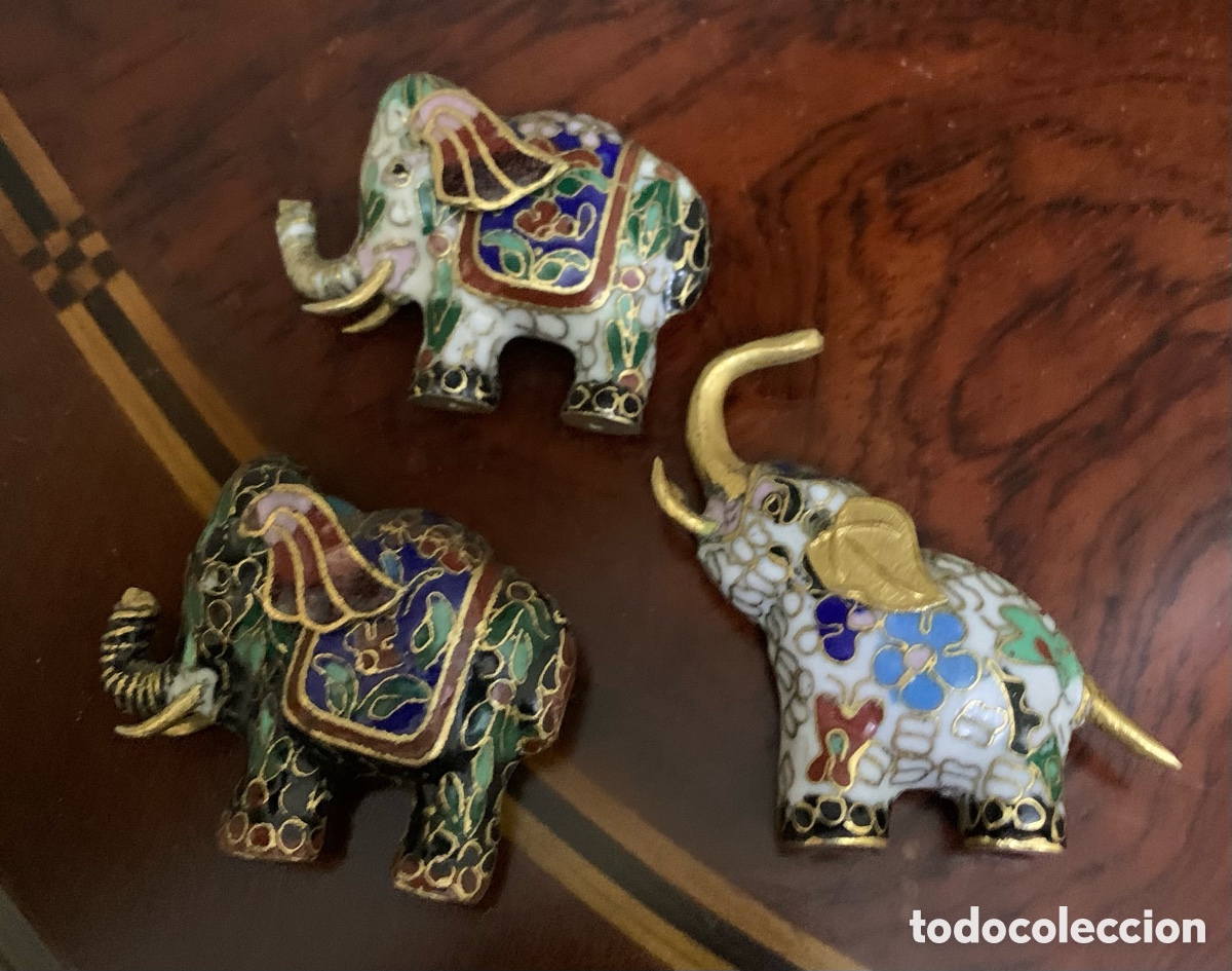 Vintage: 3 elefantes miniatura de cobre cloisonn&eacute; esmaltado