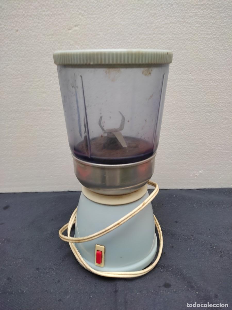 Vintage: molinillo de cafe electrico de color azul - Elaul - vintage - a&ntilde;os 60