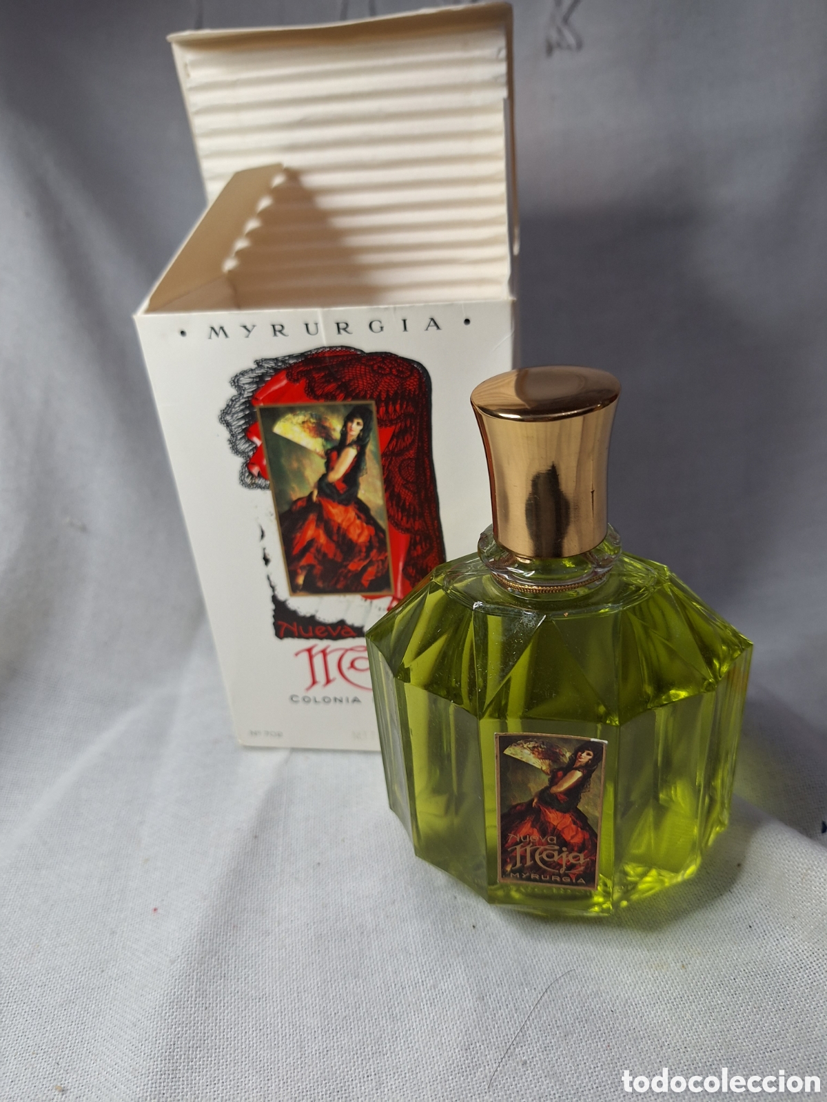 Vintage: Botella llena de colonia Maja