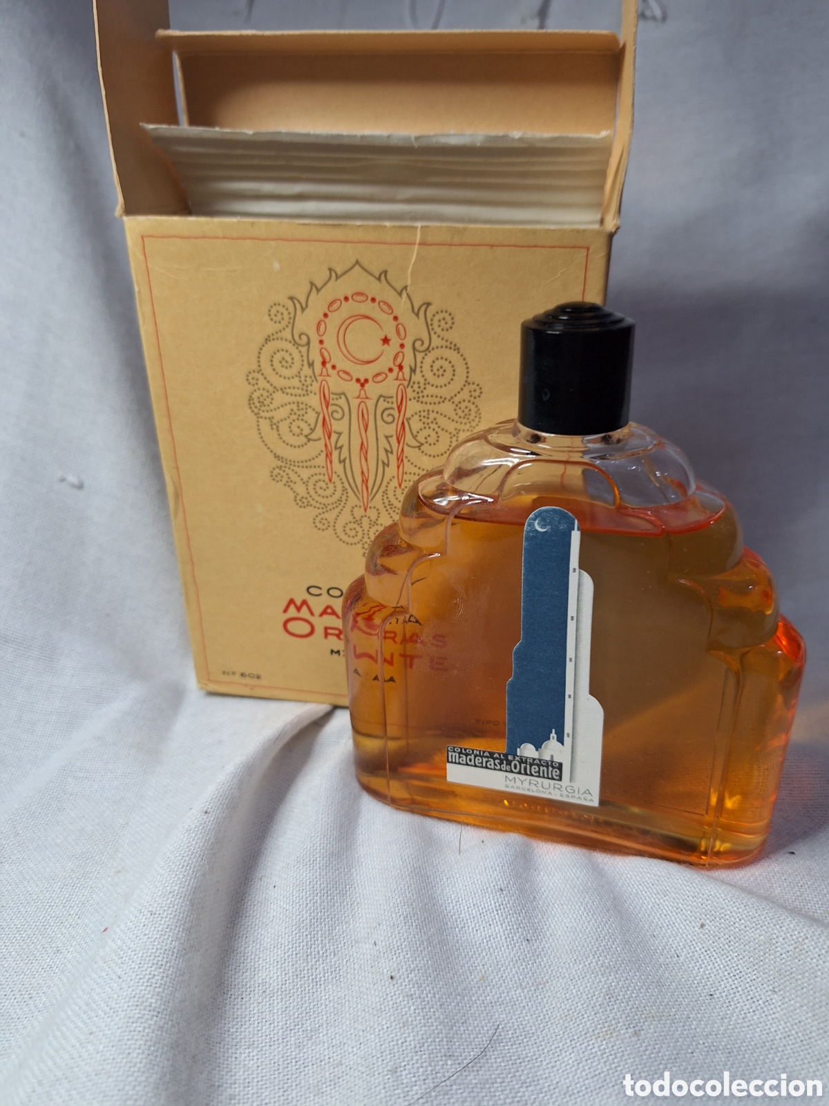 Vintage: Botella colonia Maderas de Oriente.