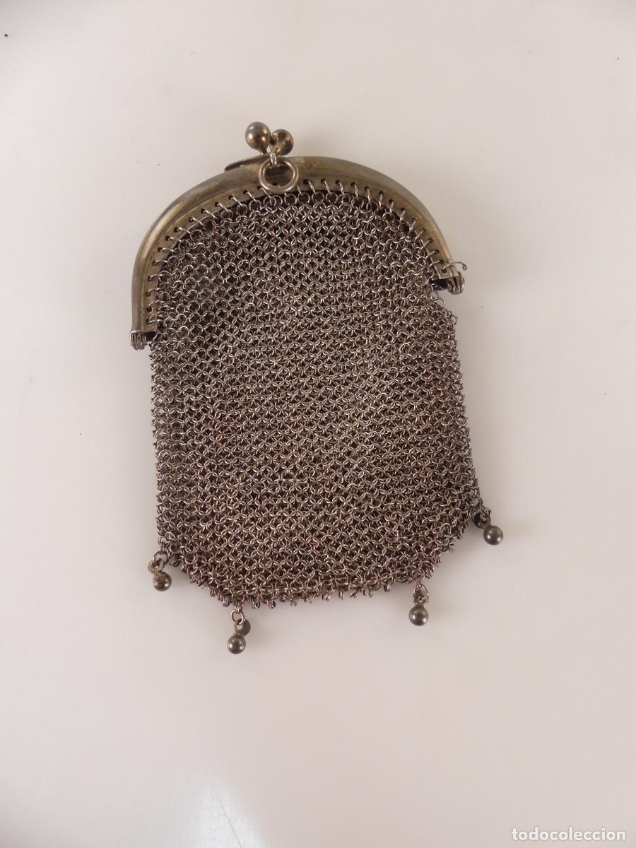Vintage: MONEDERO MALLA DE METAL PLATEADO