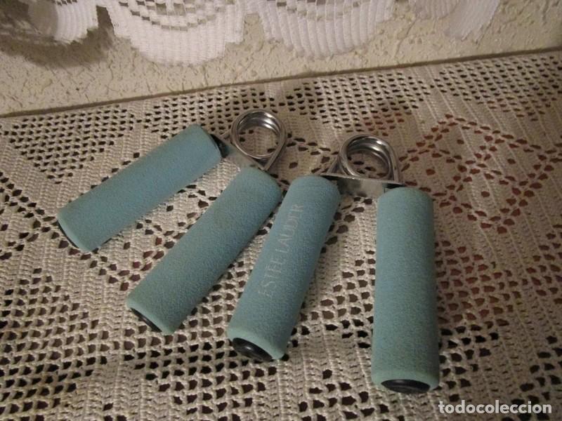 Vintage: DOS APARATOS ESTEE LAUDER PARA FORTALECER MANOS Y MU&Ntilde;ECAS. IDEAL EJERCICIO Y REHABILITACION