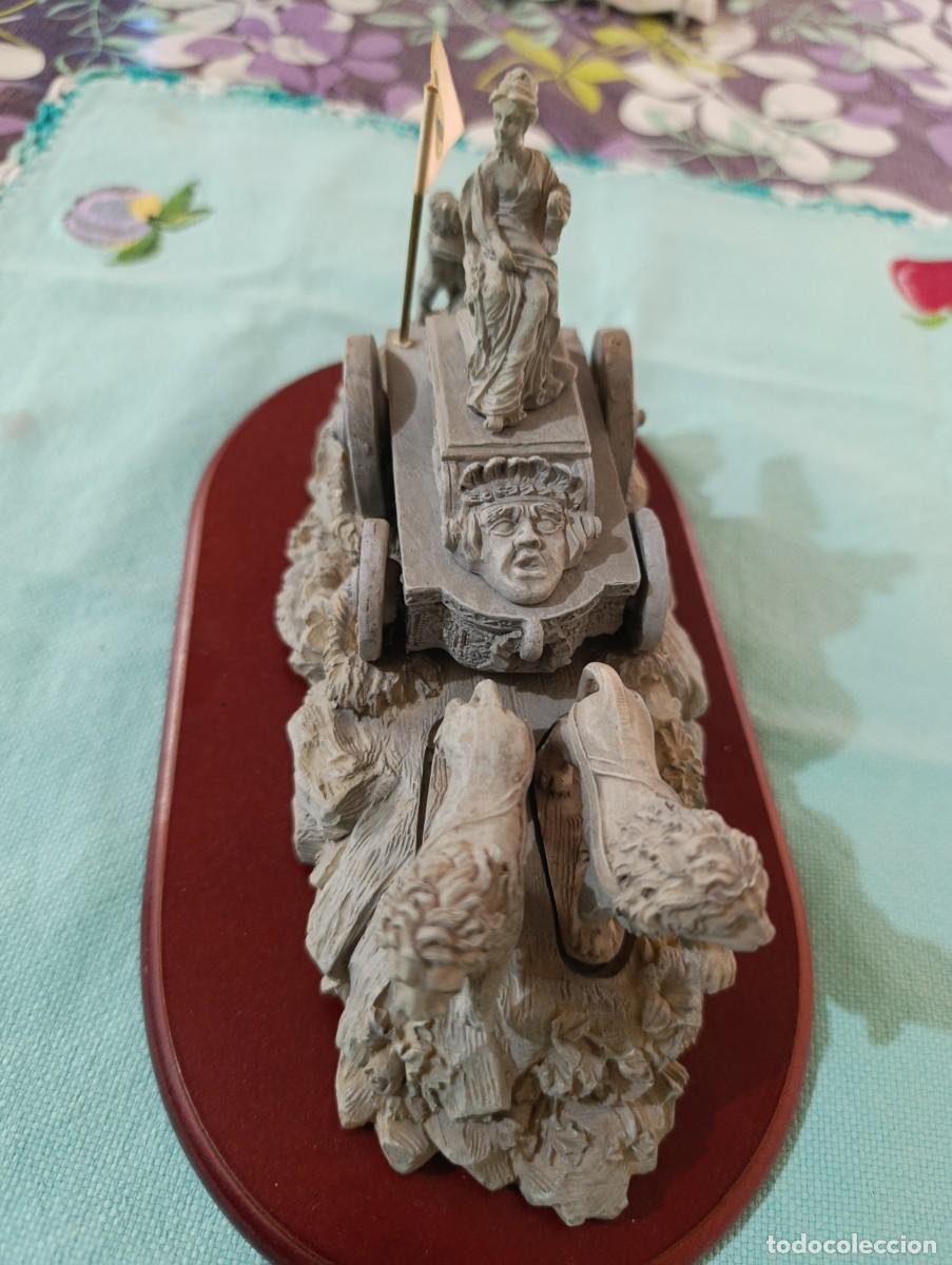 Vintage: Figura Cibeles con leones y carro
