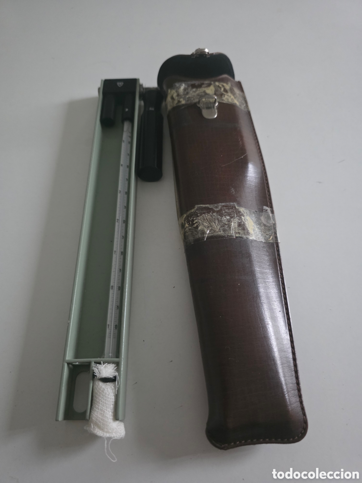 Vintage: Dens&iacute;metro hidr&oacute;metro antiguo con funda