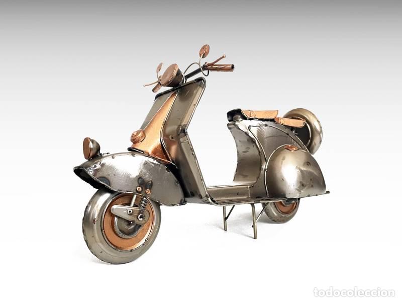 Vintage: Modelo de metal - Scooter Vespa Vintage (1375)