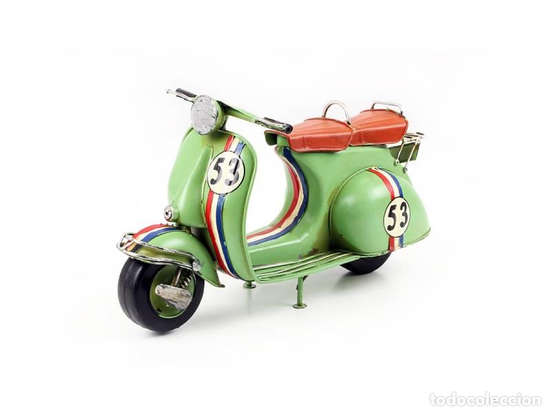 Vintage: Modelo met&aacute;lico - Scooter Vespa Vintage (2108)