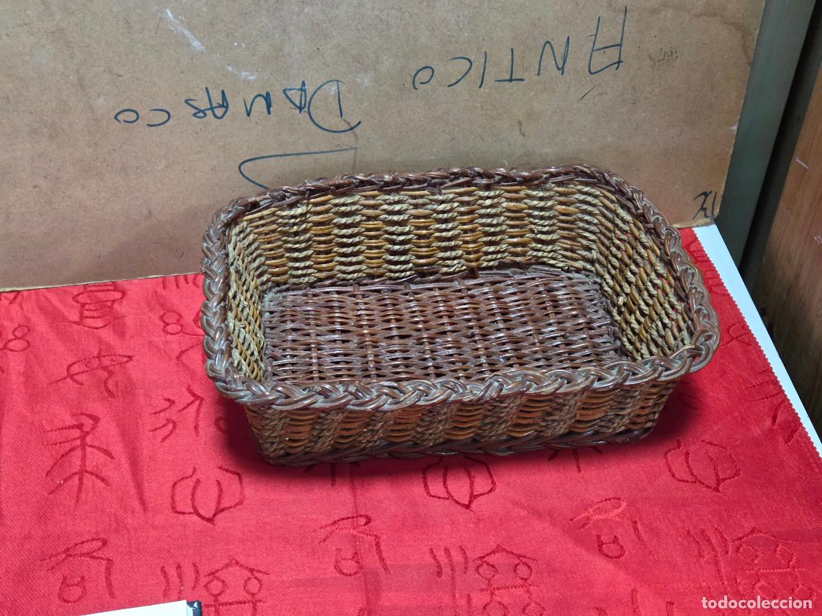 Vintage: opanera de mimbre gastos de envio 5&euro;