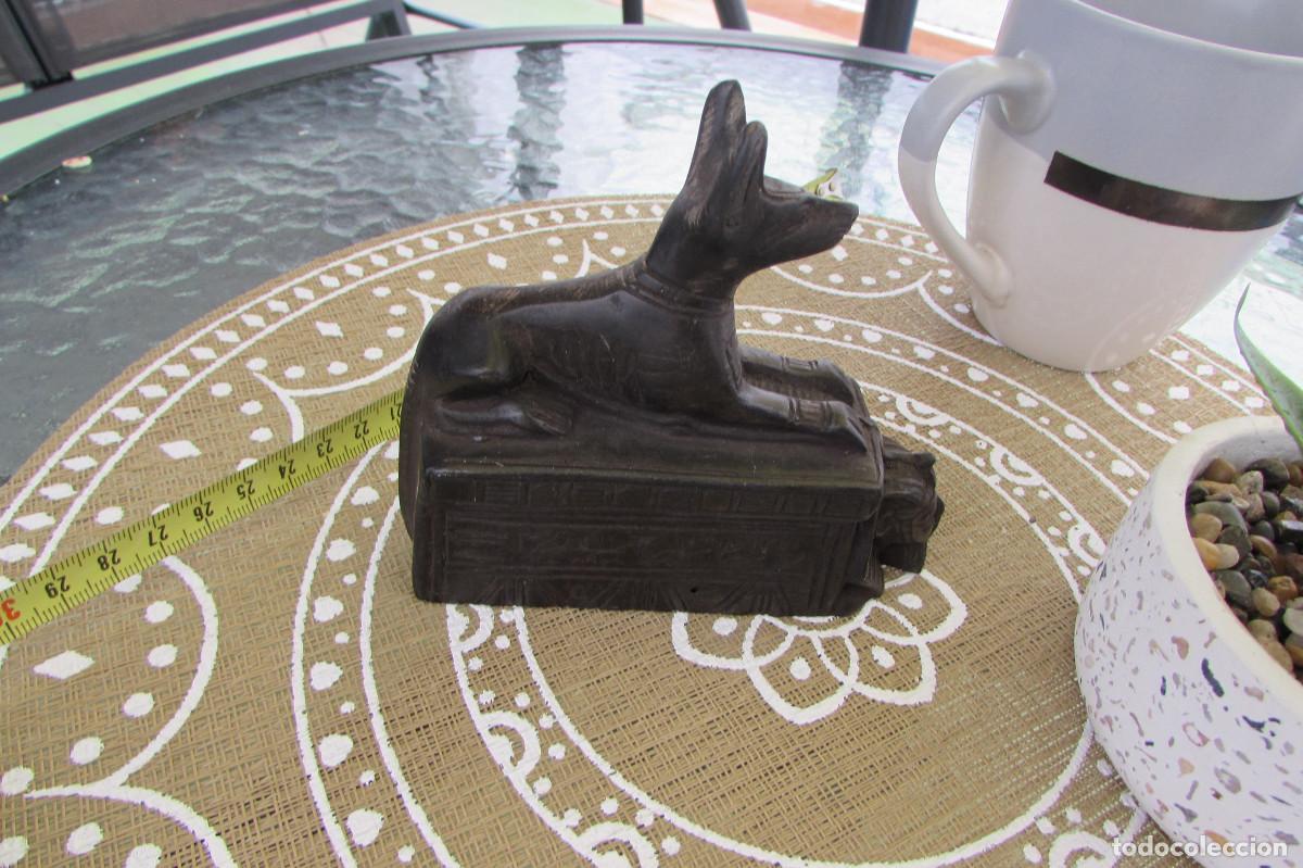 Vintage: Amuleto Egipcio Anubis Figura Pisapapeles