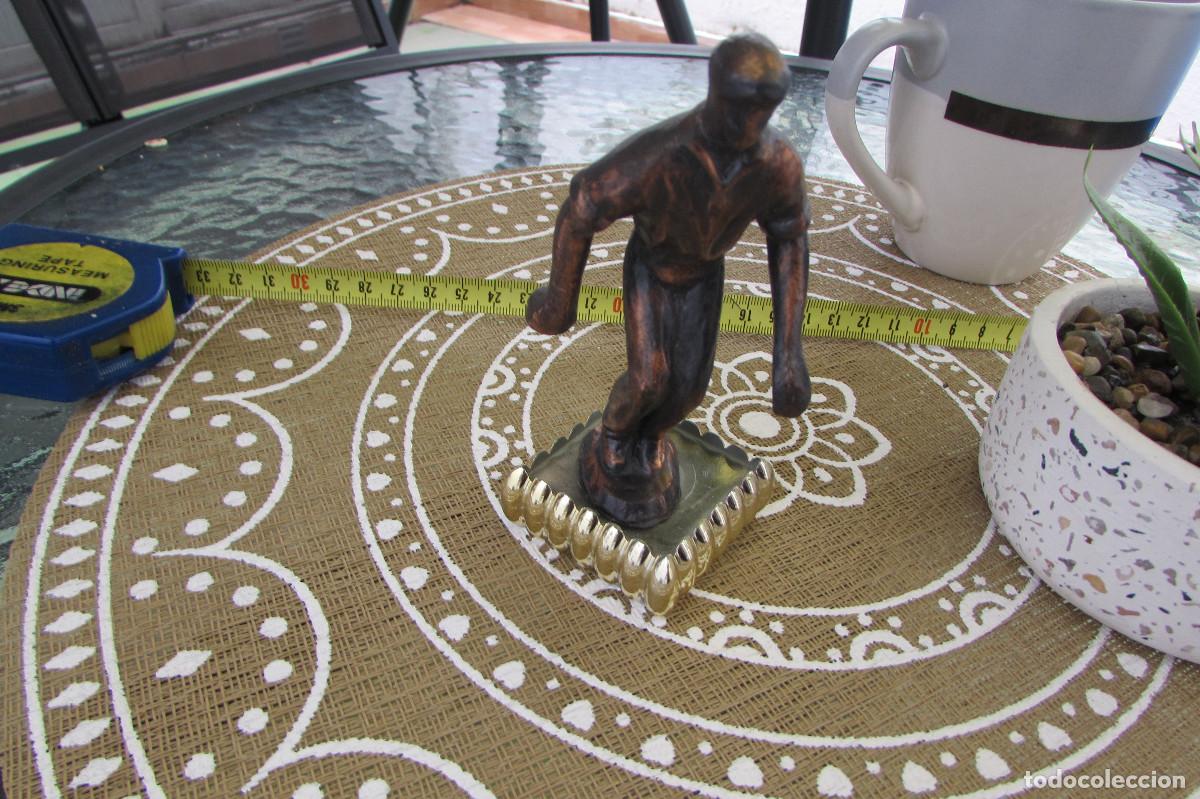 Vintage: Escultura de Pelotari.. - Foto 1