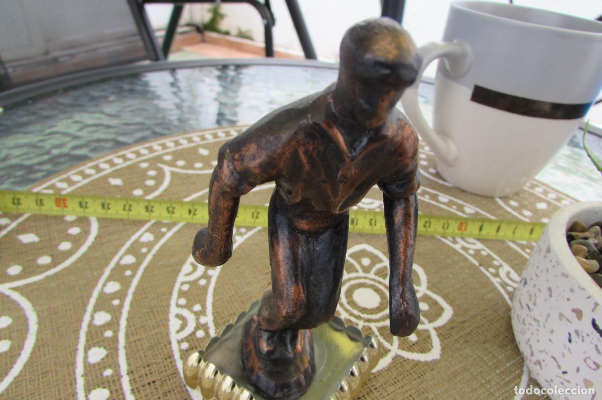 Vintage: Escultura de Pelotari.. - Foto 2