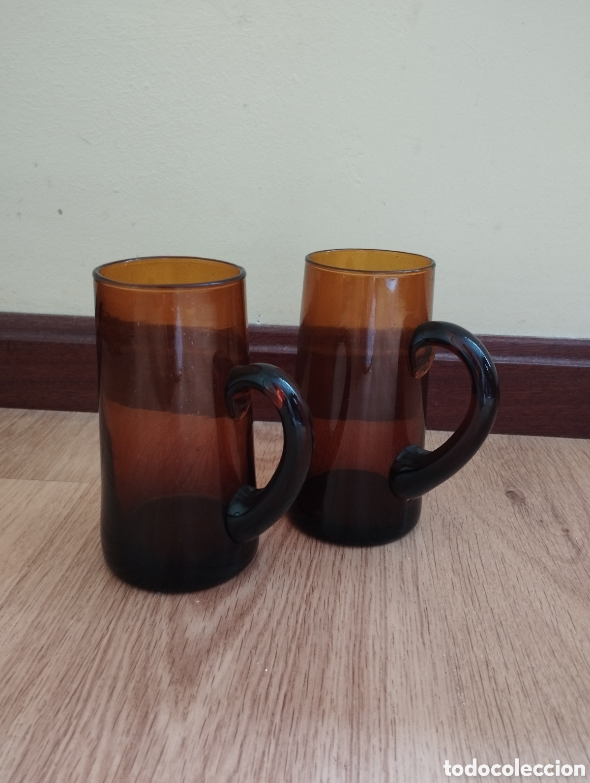 Vintage: 2 Jarras de cristal vintage