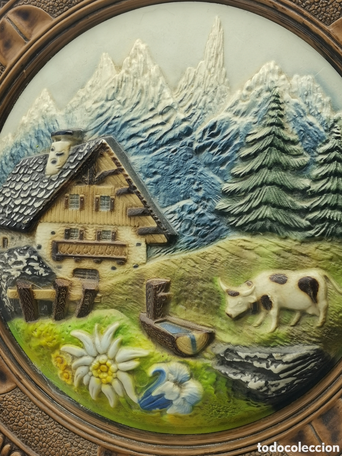 Vintage: PLATO EN RELIEVE QUE REPRESENTA CASA SUIZA Y MONTA&Ntilde;AS - Foto 6