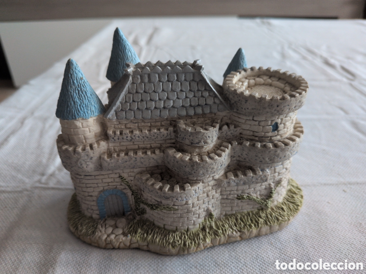 Vintage: Hucha vintage en forma de castillo - Foto 3