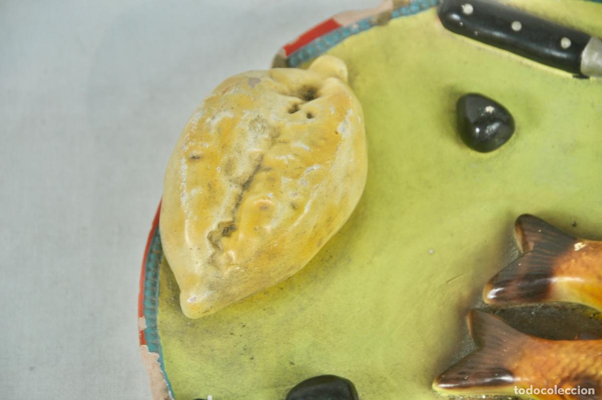 Vintage: Antiguo plato de Bordallo Pinheiro - Foto 4