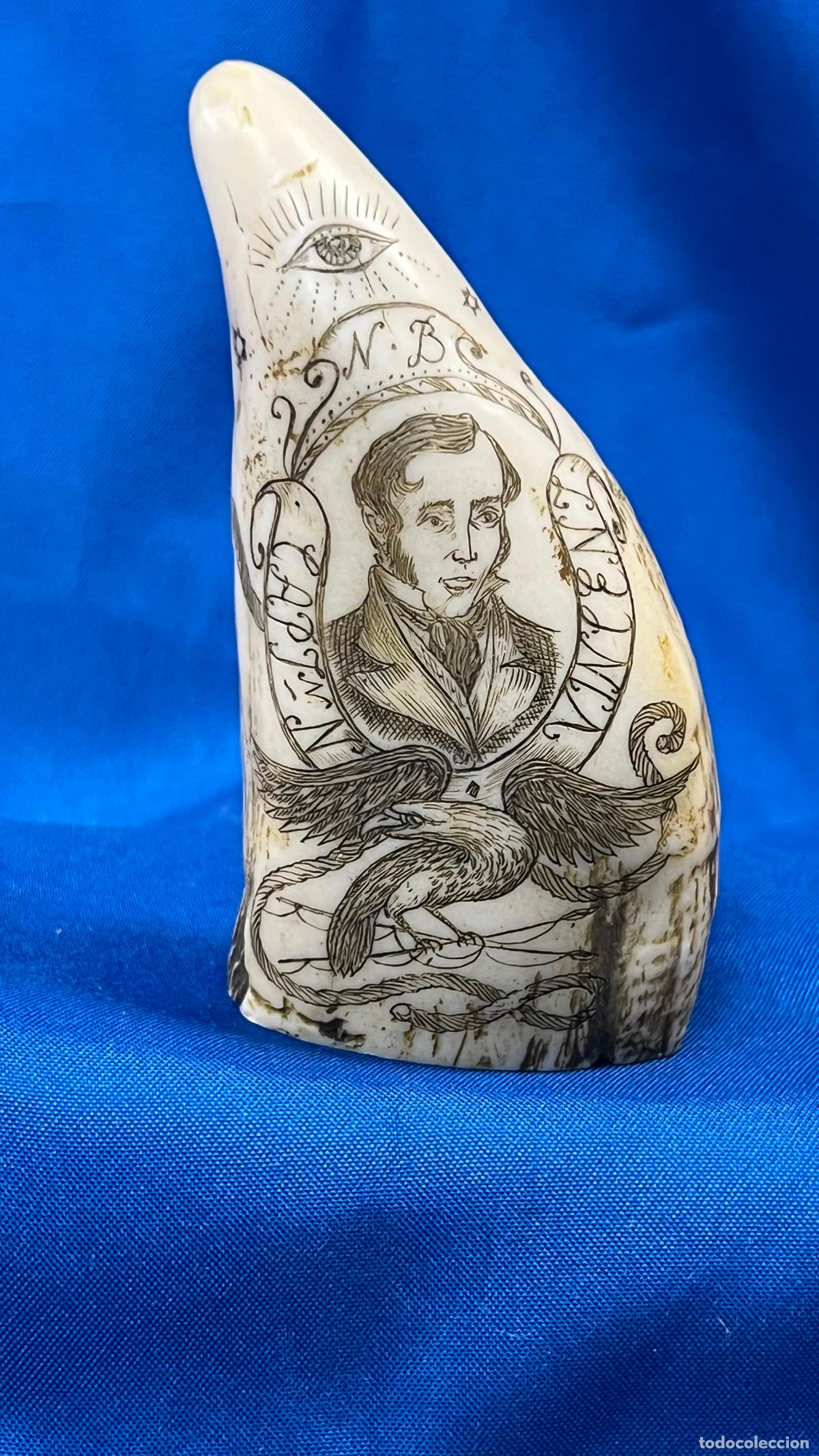 Vintage: Reproducci&oacute;n de Diente de Ballena Scrimshaw. Capit&aacute;n N. B. Palmer - Barco Huntsville. Estilo Mariner