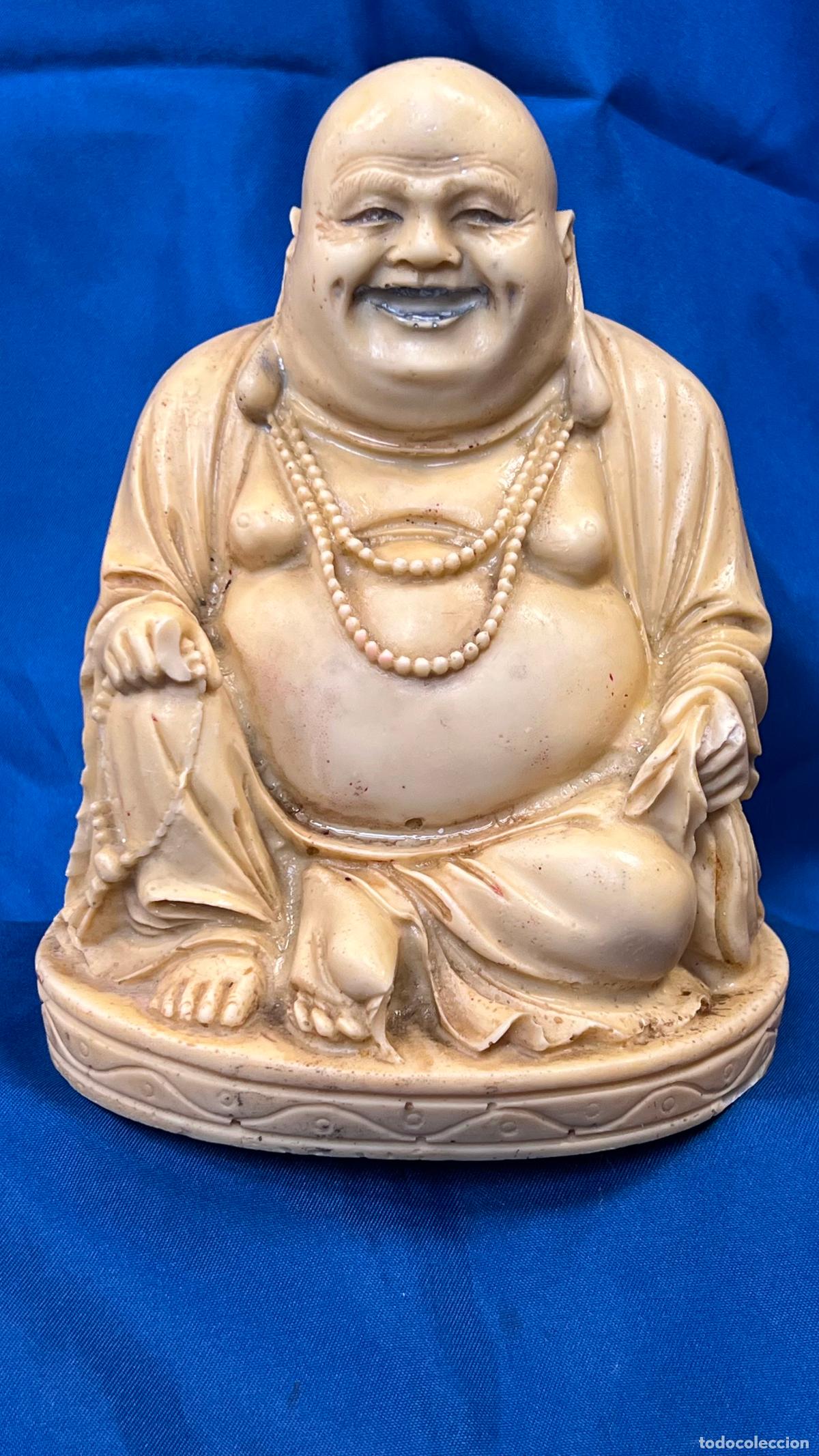 Vintage: Antigua Figura de Buda Sonriente Hotei en Resina Tallada. Escultura Oriental Vintage