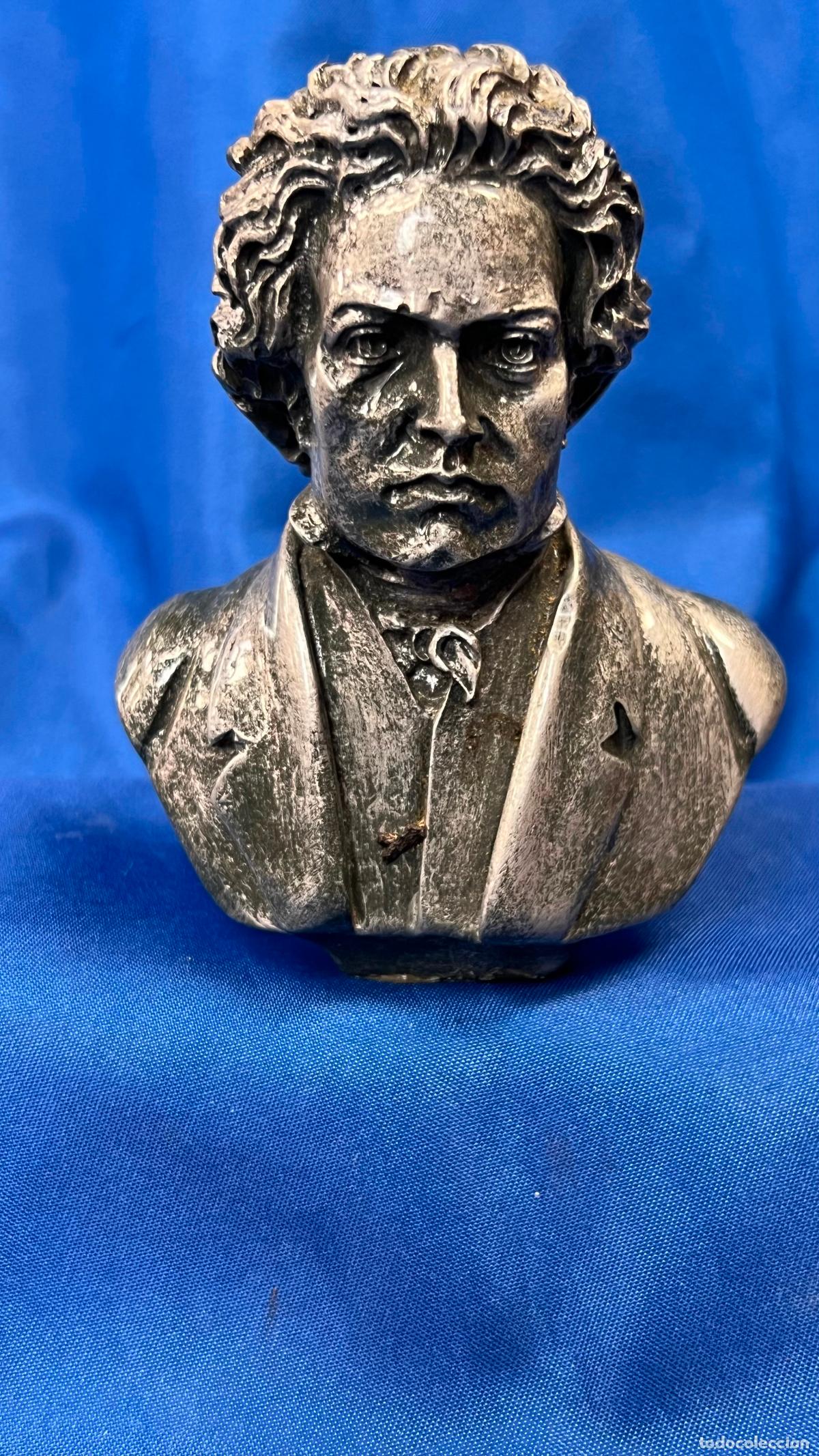 Vintage: Antiguo Busto de Ludwig van Beethoven en Resina Plateada. Figura de Compositor Vintage