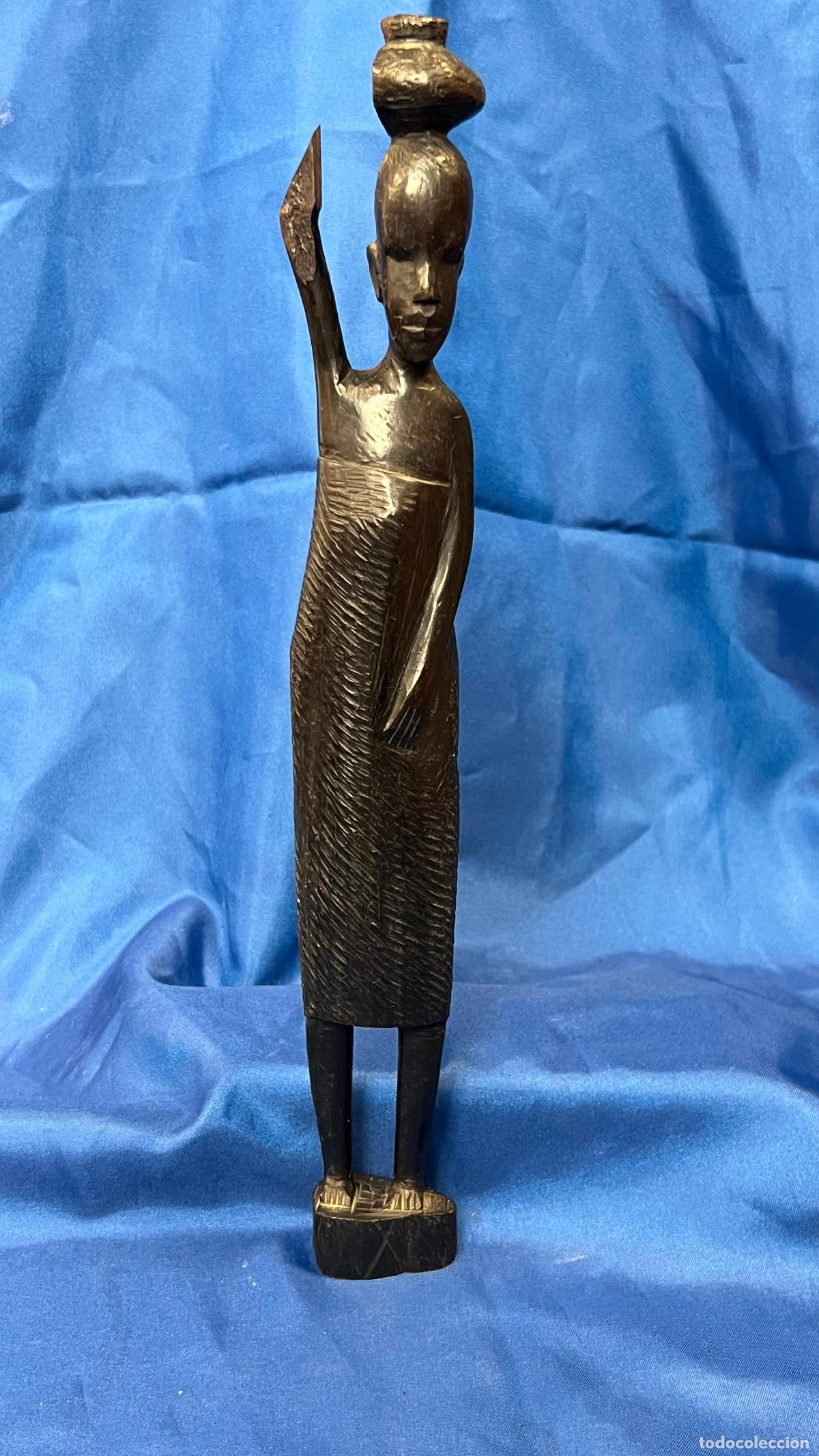 Vintage: Antigua Escultura Portadora de Agua Africana en Madera . Talla &Eacute;tnica Vintage