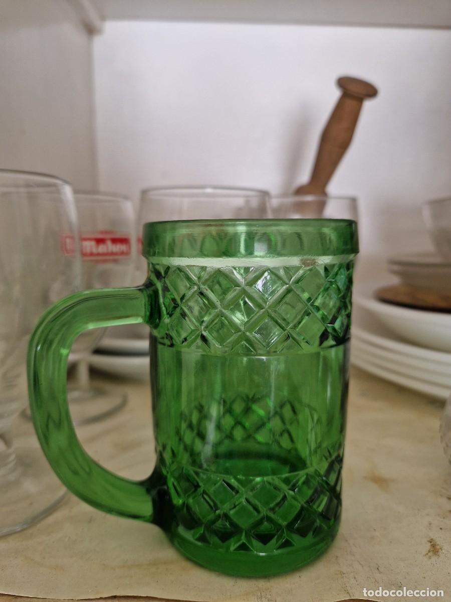 Vintage: JARRA- vaso - CRISTAL TIPO DURALEX COLOR VERDE A&Ntilde;OS 60