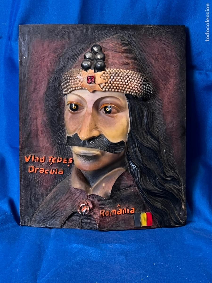 Vintage: Antiguo Cuadro Relieve de Vlad Tepes Dr&aacute;cula de Ruman&iacute;a. Placa de Resina / Souvenir Vintage