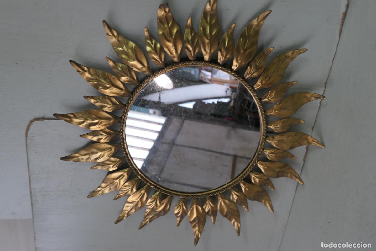 Vintage: Espejo sol. Ferro art. Hierro dorado
