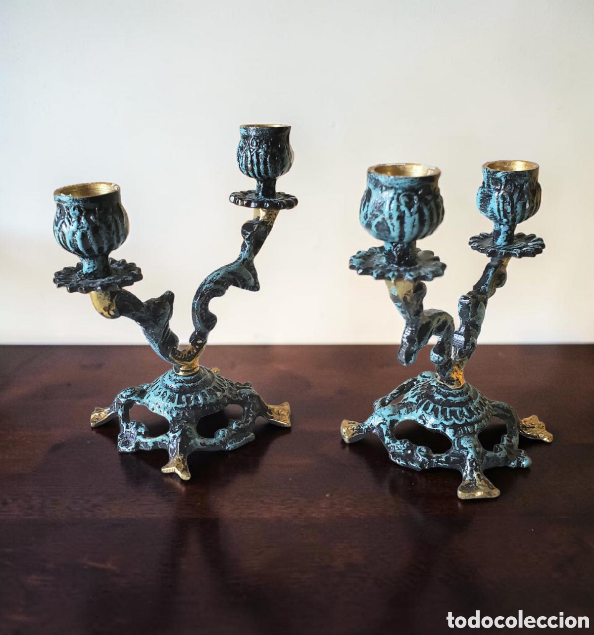 Vintage: Pareja candelabros barrocos vintage metal verde dorado