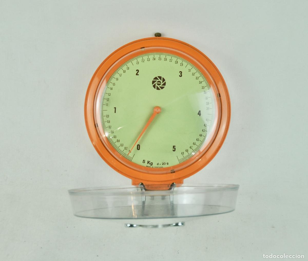 Vintage: Balanza de pared naranja - Foto 1