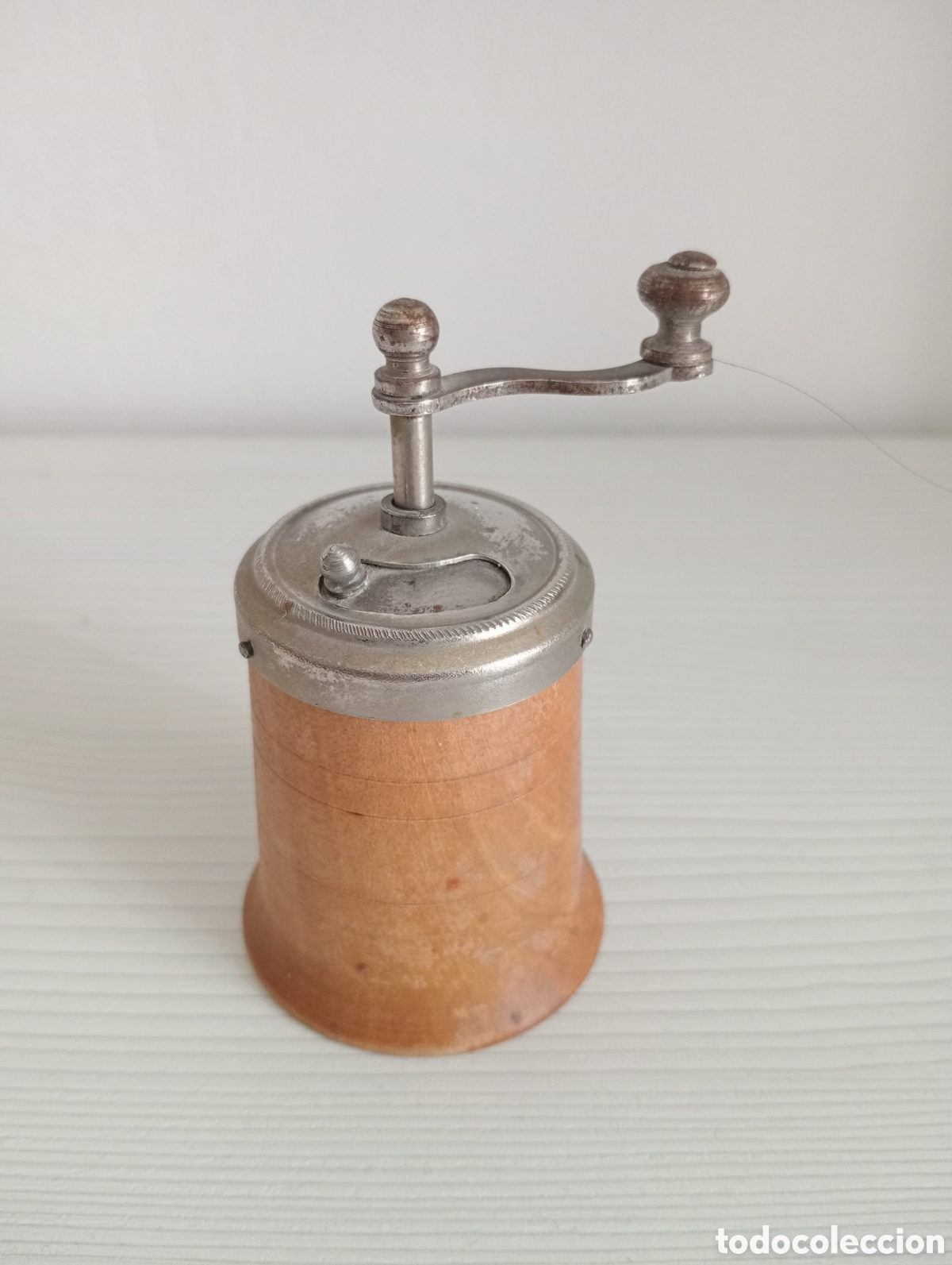 Vintage: Molinillo antiguo especias