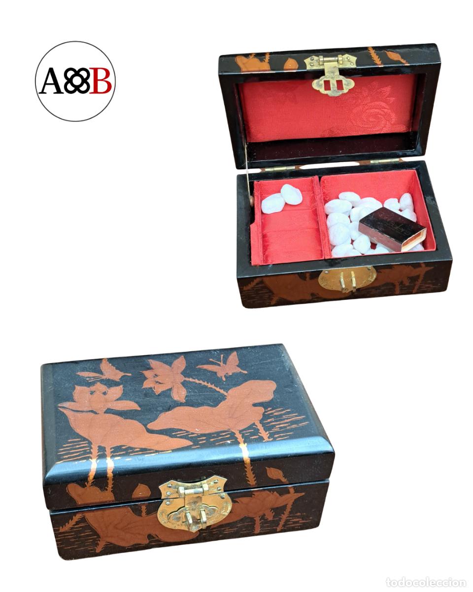 Vintage: Pareja cajas joyero chinas laca negra decoraci&oacute;n chinoiserie herrajes lat&oacute;n a&ntilde;os 70